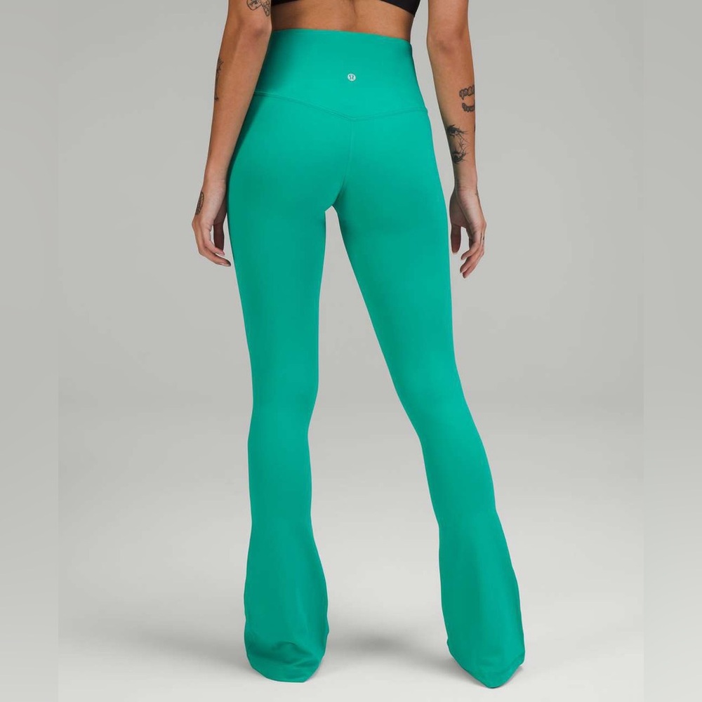 Lululemon Align High-Rise Mini-Flared Pant 32"